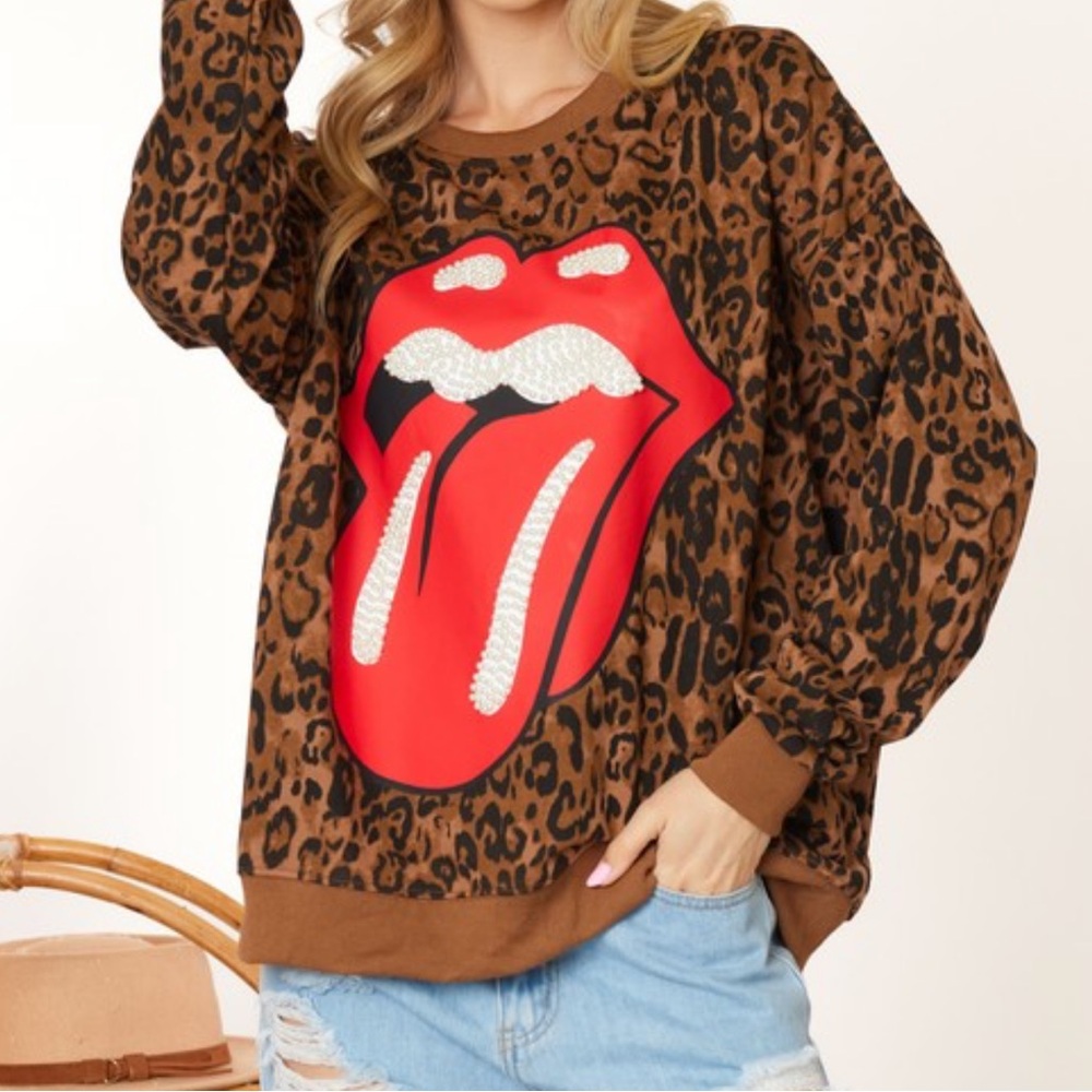 ShopEvelynne Brown Leopard Print Sweater with Red Graphic